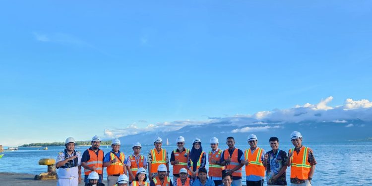 Direksi Pelindo Kunjungi Pelabuhan Manokwari Komitmen Bangun Indonesia Timur