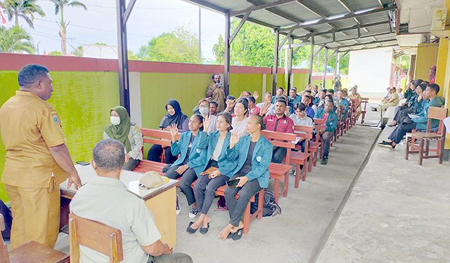 Ratusan Keluarga Kurang Mampu Mendapatkan Bantuan Cadangan Pangan Daerah