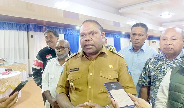 Pemkab Manokwari Salurkan Bantuan Parpol Senilai Hampir Rp2 Miliar