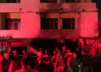 Tiga Korban Kebakaran di Depan Hotel Mangga Dilarikan ke RSUD Manokwari