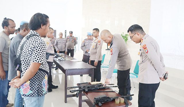 Senpi Milik Anggota Polres Teluk Bintuni Ditertibakan