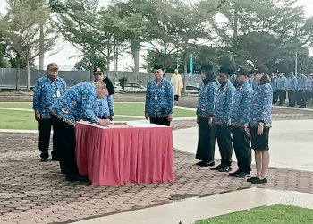 798 Pegawai Honorer Mengucap Sumpah Janji dan Menerima SK, Waterpauw Minta Tunjukkan Dedikasi dan Pengabdian