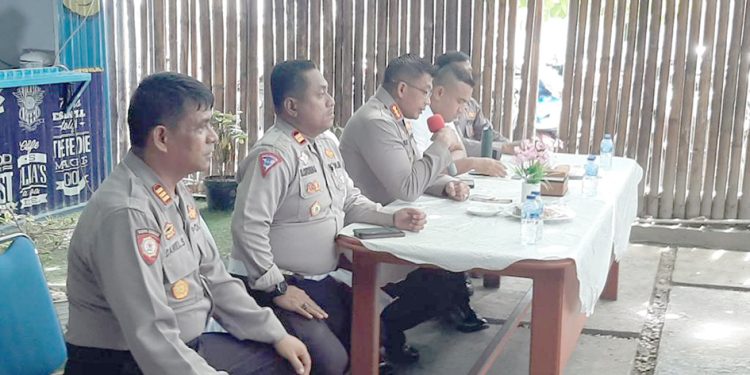 Kapolresta Pimpin Pertemuan dengan Warga Fanindi Pantai