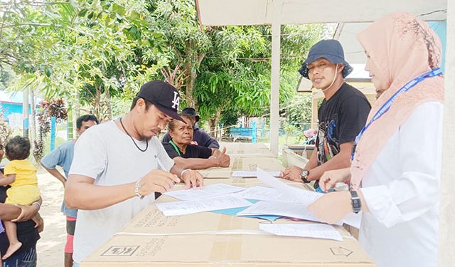 Pelaku Usaha Perikanan di Ransiki Dapat Bantuan Freezer