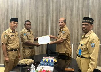 Oktofianus Kambu Gantikan Irwanto Pimpin Bappeda Manokwari