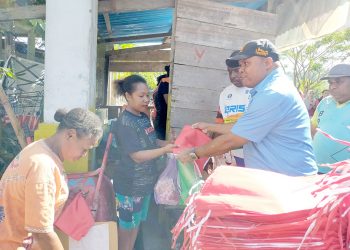 Gerakan Bersih Teluk Sawaibu, Temukan Endapan Sampah Berusia Puluhan Tahun