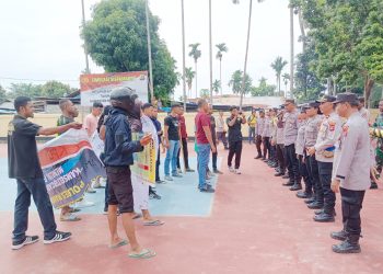 Simulasi Sispamkota, Polisi Bubarkan Masa Unjuk Rasa Pemilu 2024