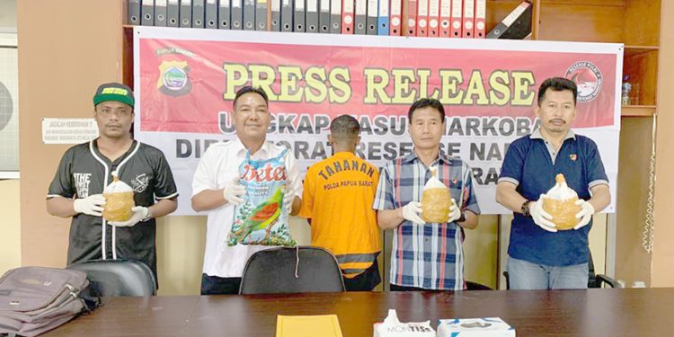 Papua Barat Masuk Tiga Besar Inflasi Secara Nasional, Pj Gubernur Kumpulkan Para Bupati