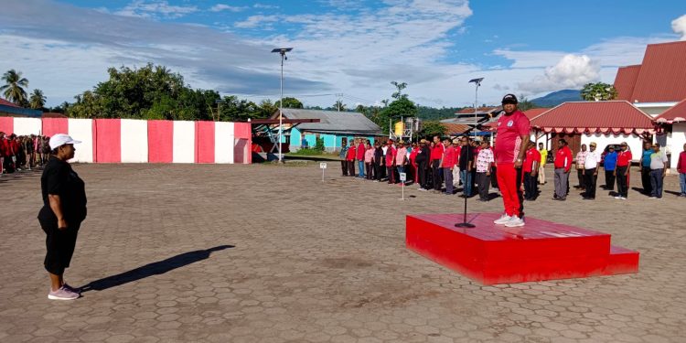 Pimpin Apel Jumat, Bupati Waran Ingatkan Tugas Penting Plt Sekda