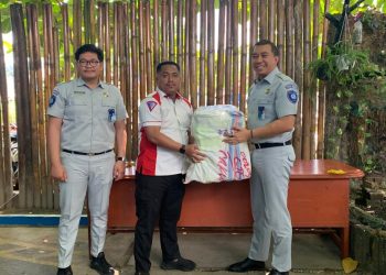 PT Jasa Raharja Serahkan Bantuan 50 Rompi