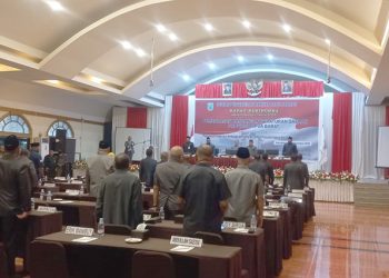 DPR Papua Barat Menerima Empat Raperdasi dan Raperda Non APBD Perubahan Tahun 2023