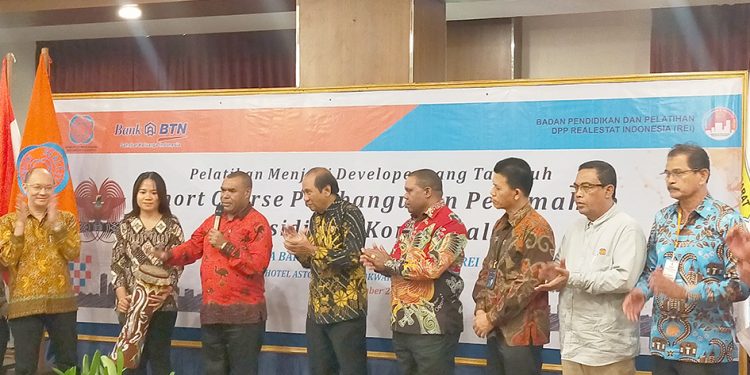 Bupati Ajak Developer Berinvestasi di Manokwari