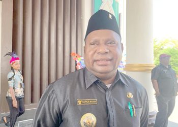 72 ASN Papua Barat Terima Penghargaan Satyalancana Karya Satya