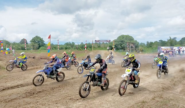 Buka Kejurda Grass Track, Bupati Berharap Pemuda Lebih Banyak Terlibat Kegiatan Positif