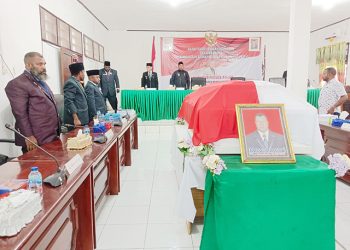 Ketua DPRD Kabupaten Mansel Tutup Usia, Pemerintah dan Masyarakat Mansel Berkabung