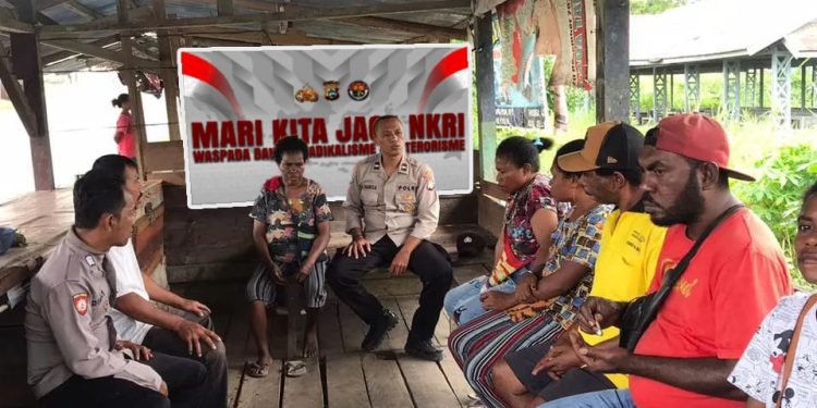 Menangkal Paham Radikalisme, Terorisme dan Anti Pancasila Satbinmas Polres Sorong Turun Langsung Kemasyarakat
