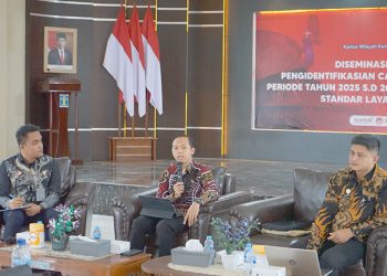 Wamendagri Lantik 29 Anggota MRPB, 4 Orang masih Didalami