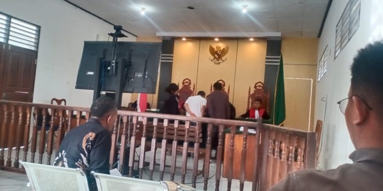 Tak Disentuh, Akhirnya Saksi Riki Akui ‘Pakai’ Narkoba di Surabaya