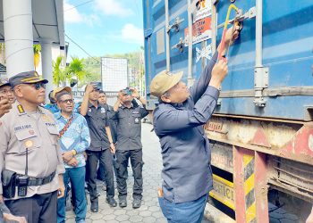 Surat Suara Pilpres dan DPD-RI untuk Lima Kabupaten Tiba di Manokwari