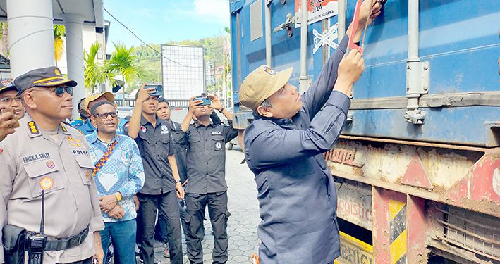 Surat Suara Pilpres dan DPD-RI untuk Lima Kabupaten Tiba di Manokwari