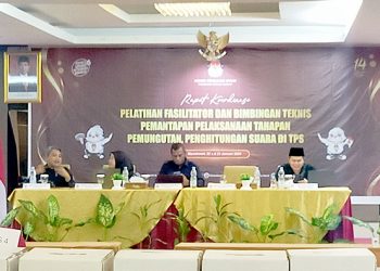 KPU Papua Barat Berikan Pelatihan Simulasi dan Bimtek Pemantapan Pungut Hitung Suara