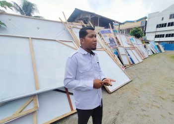 Manokwari Dapat Bantuan 3 Unit Mesin Panen Padi Combine Harvester