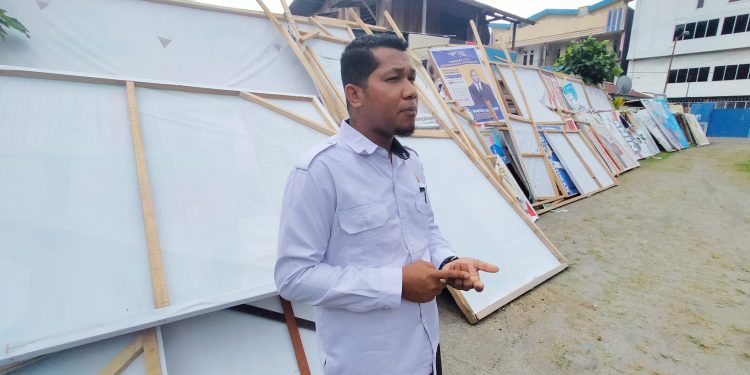 Manokwari Dapat Bantuan 3 Unit Mesin Panen Padi Combine Harvester