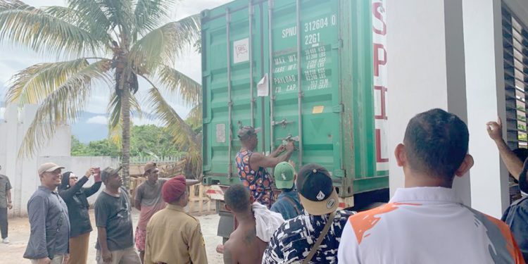 KPU Papua Barat Terima Logistik Tahap Tiga dengan Tujuh Item
