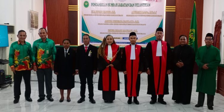Helmin Somalay Resmi Jabat Wakil Ketua PN Manokwari