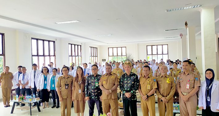 Tim Survei Akreditasi Berikan Penilaian Pelayanan Kesehatan RSUD Manokwari