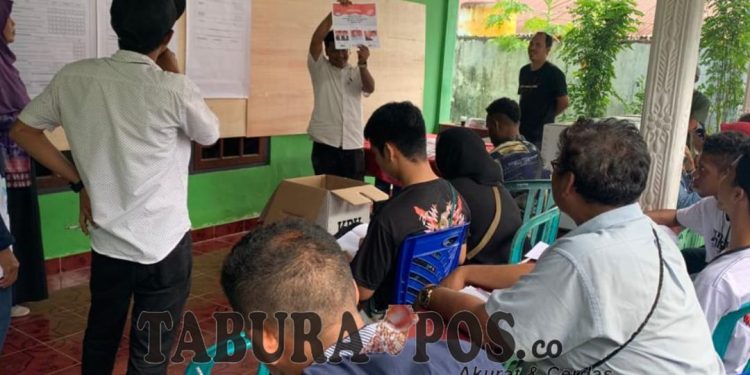 Prabowo-Gibran Unggul di TPS 015 Wosi Dalam Manokwari