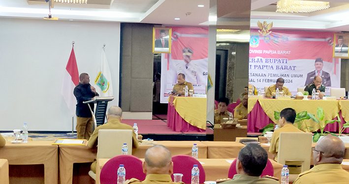 Raker Bupati se Papua Barat, Pj Gubernur Cek Persiapan Pemilu 2024