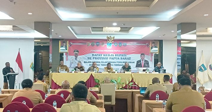 Raker Bupati se Papua Barat, Pj Gubernur Cek Persiapan Pemilu 2024