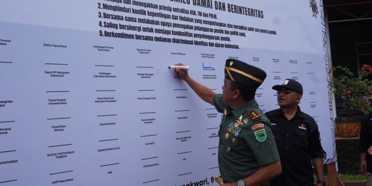 Pangdam XVIII/Kasuari Ingatkan Pengawas Pemilu Laksanakan Tugas Penuh Tanggungjawab