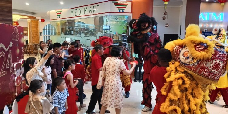 Beragam Promo dan Barongsai Meriahkan Perayaan Imlek 2575 Kongzili di Aston Niu Manokwari