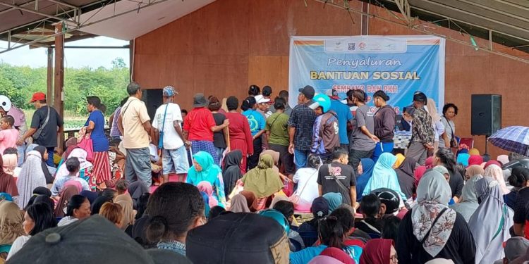 16.504 Warga di Kabupaten Sorong Terima Bansos PKH Triwulan I 2024