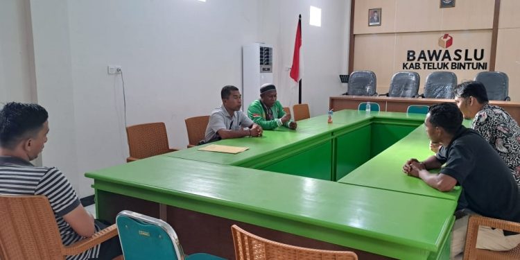 DPC PPP Bintuni Laporkan Dugaan Kecurangan Pemilu di TPS 8 Kampung Argosigemerai ke Bawaslu