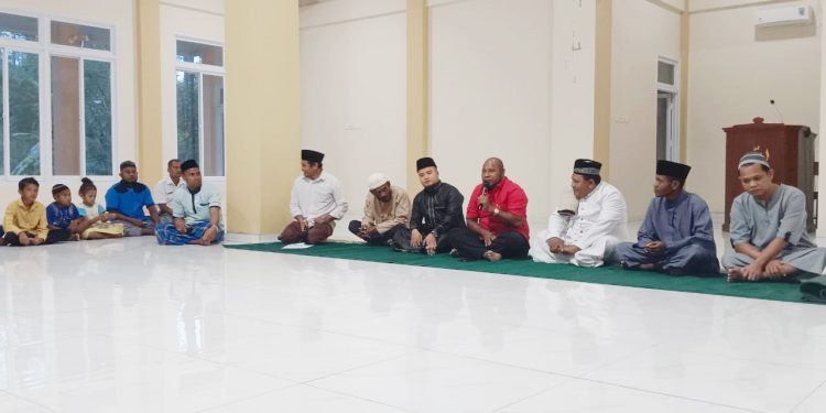 Bupati Waran Buka Puasa Bersama Jama’ah Masjid Darurr Rasul