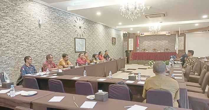 Penetapan Hasil Fit and Proper Test KIP ‘Terkatung-katung’ di DPR Papua Barat