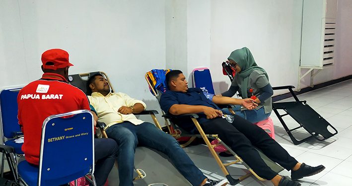Dominggus Mandacan Diminta Lengkapi Wakilnya Saat Mendaftar ke Partai Demokrat