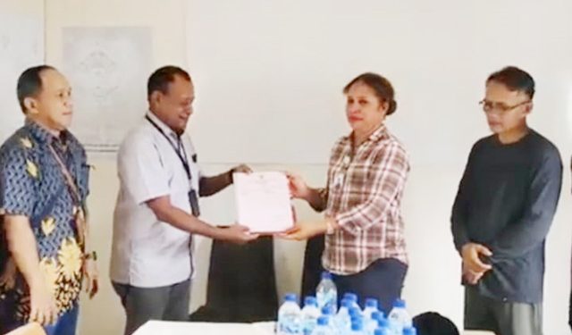 Pemkab Mansel Bayar Tunggakan Listrik Senilai Rp 223 Juta ke PLN