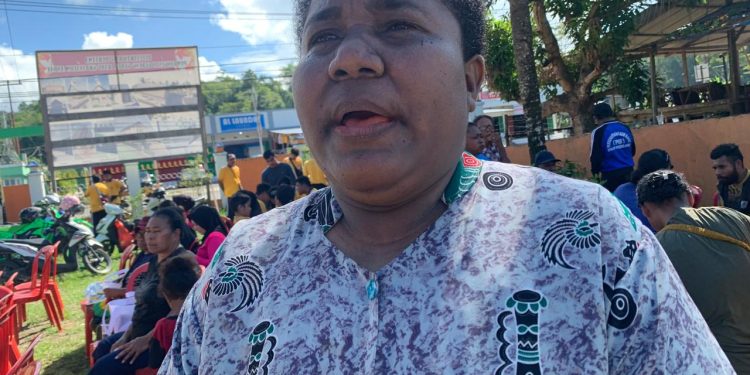Pdt. Laurina Mirino Harap Polisi Membasmi Miras di Manokwari