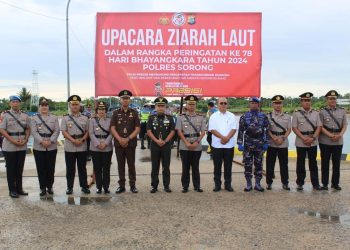 Kapolres Sorong Pimpin Ziarah Laut Menyambut HUT Bhayangkara Ke-78