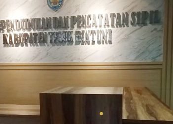 Kepala Dinas Minta Maaf, Pelayanan Dukcapil Teluk Bintuni Terganggu
