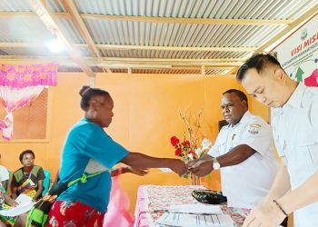 Dinsos P2KB Salurkan Bansos Ekonomi Produktif kepada 150 Pedagang Mama-mama Papua