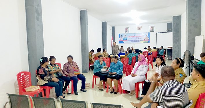 Dharmayukti Karini Manokwari Salurkan BDBS Bagi Putra dan Putri Warga Peradilan