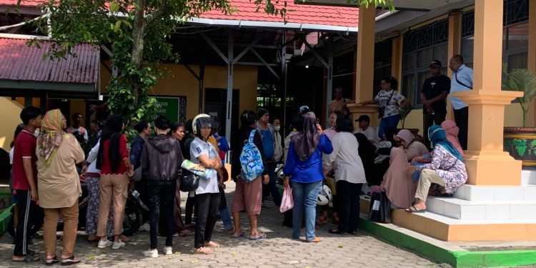 Orangtua Calon Siswa Protes PPDB di SMAN 1 Manokwari