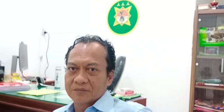 Mantan Sekretaris DPR Papua Barat Dituntut8,5 Tahun Pidana Penjara