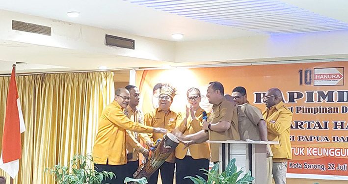 Hambat Tahapan Pilkada, KPU Pegaf Koordinasi dengan Kepala Suku untuk Buka Palang