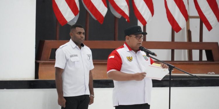 Pemprov PBD BagikanSepuluh Juta Bendera Merah Putih
